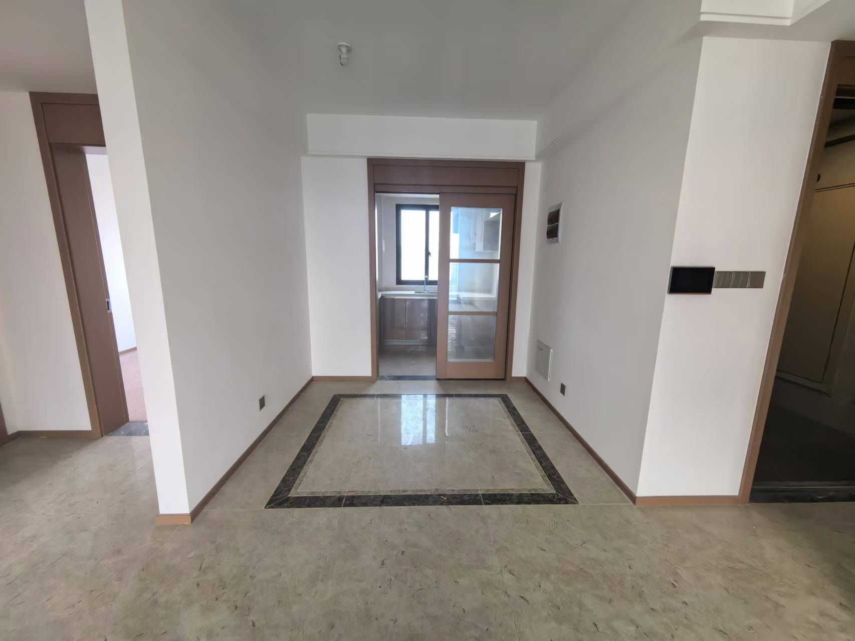 上悦城 3室2厅1卫 101m&sup2;