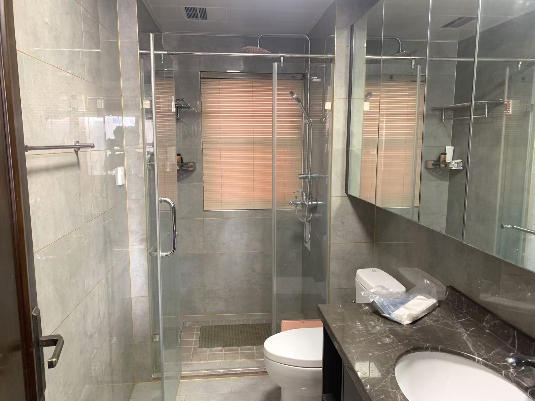 远创樾府 3室2厅2卫 121.58m&sup2;