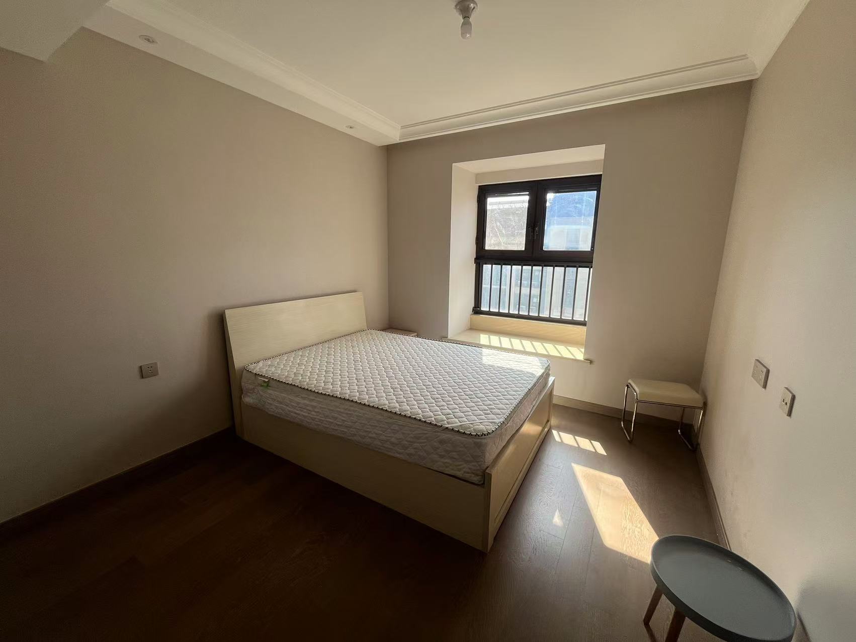 静海府 3室2厅2卫 129.00m&sup2;