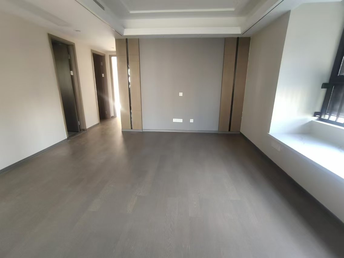 绿城·诚园 3室2厅2卫 118m²
