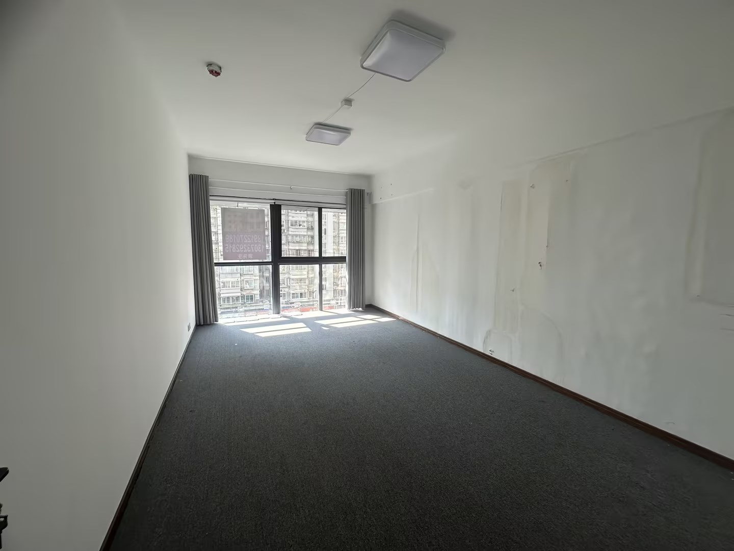 太阳鑫城 3室1厅1卫 130m&sup2;