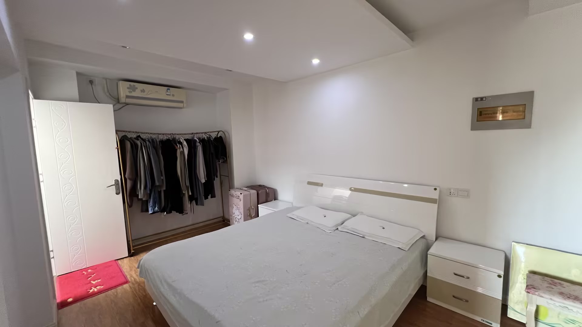 华强城一期 3室2厅2卫 126.00m&sup2;