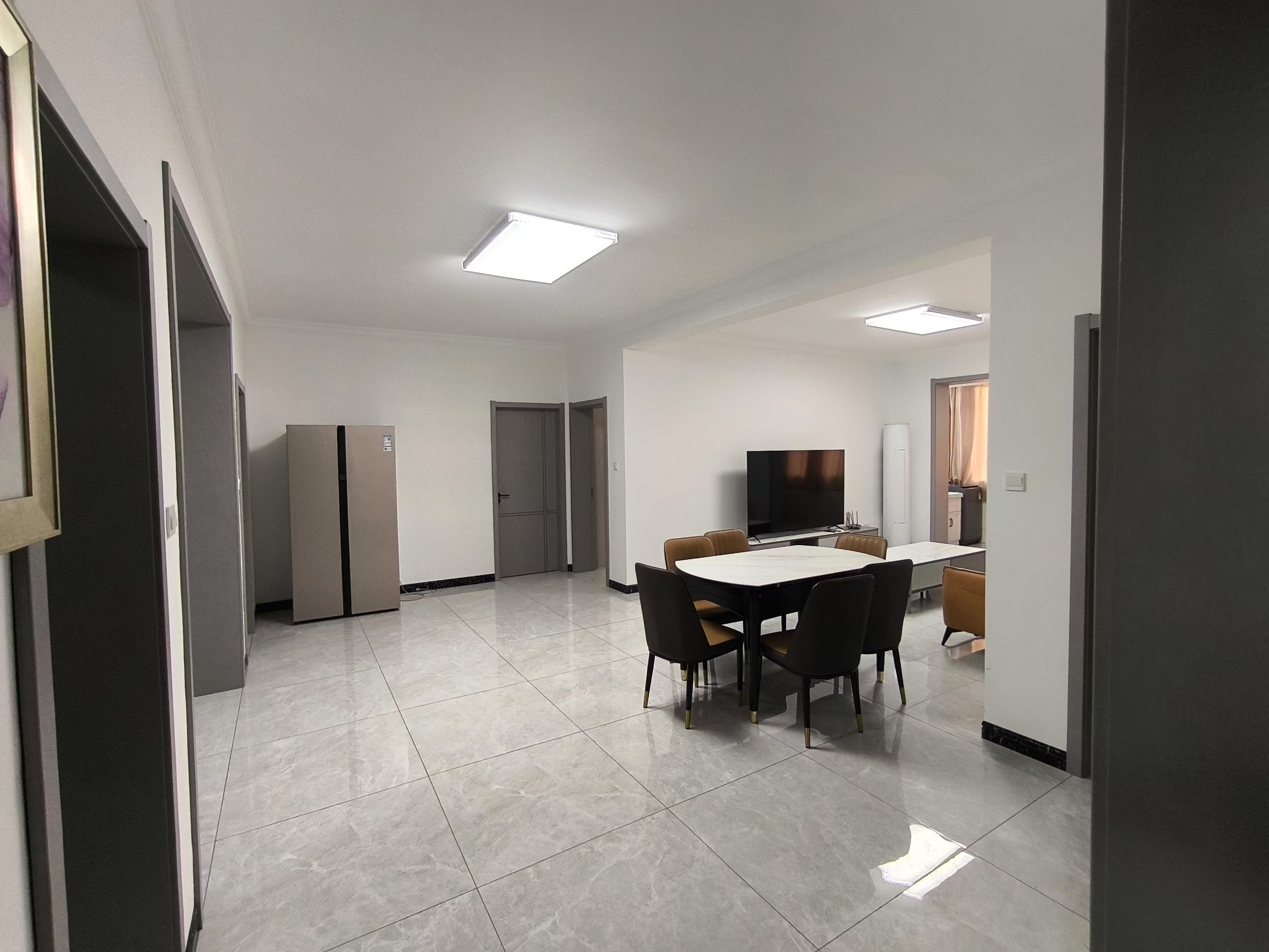 果园名居 3室1厅1卫 120m&sup2;