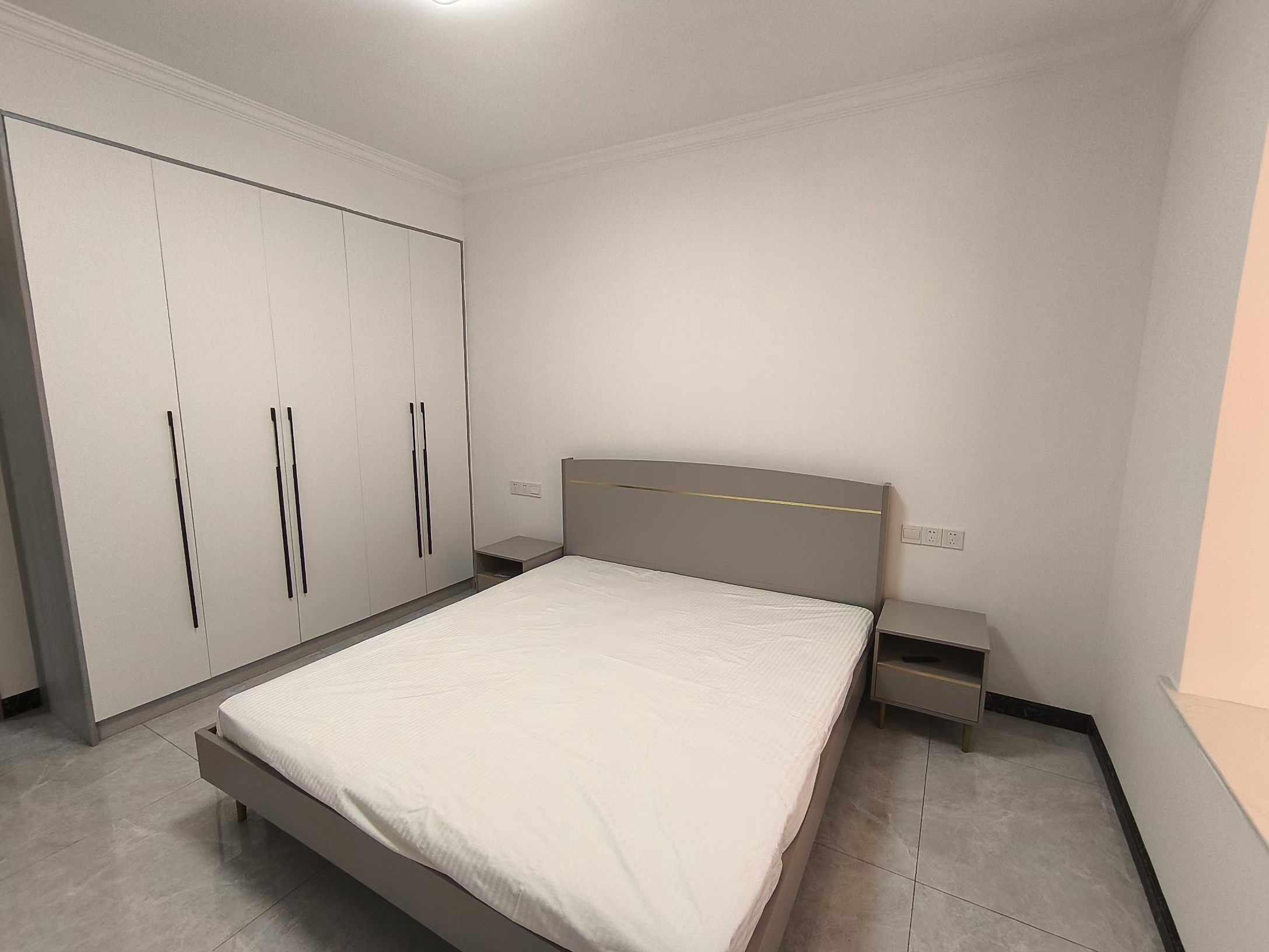 果园名居 3室1厅1卫 120m&sup2;
