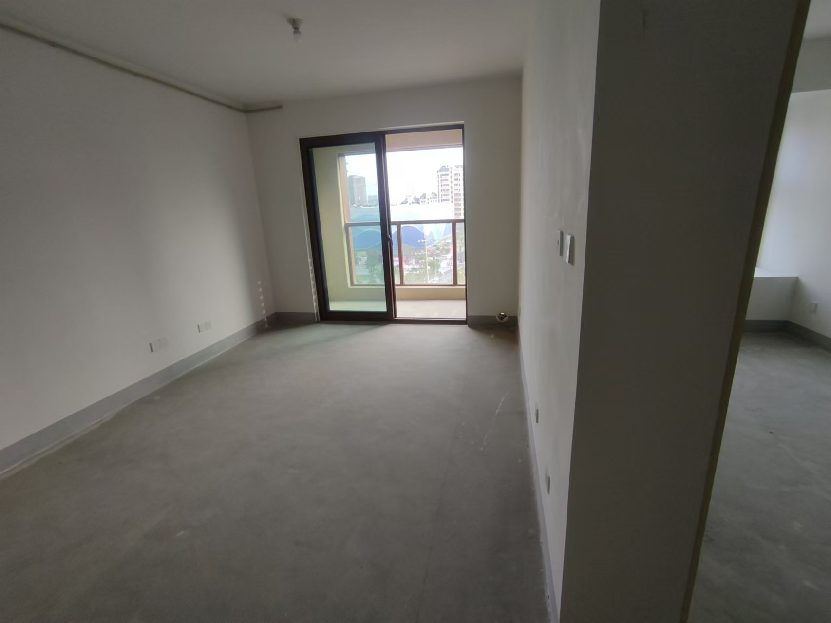 阳光悦城 3室2厅1卫 103m²