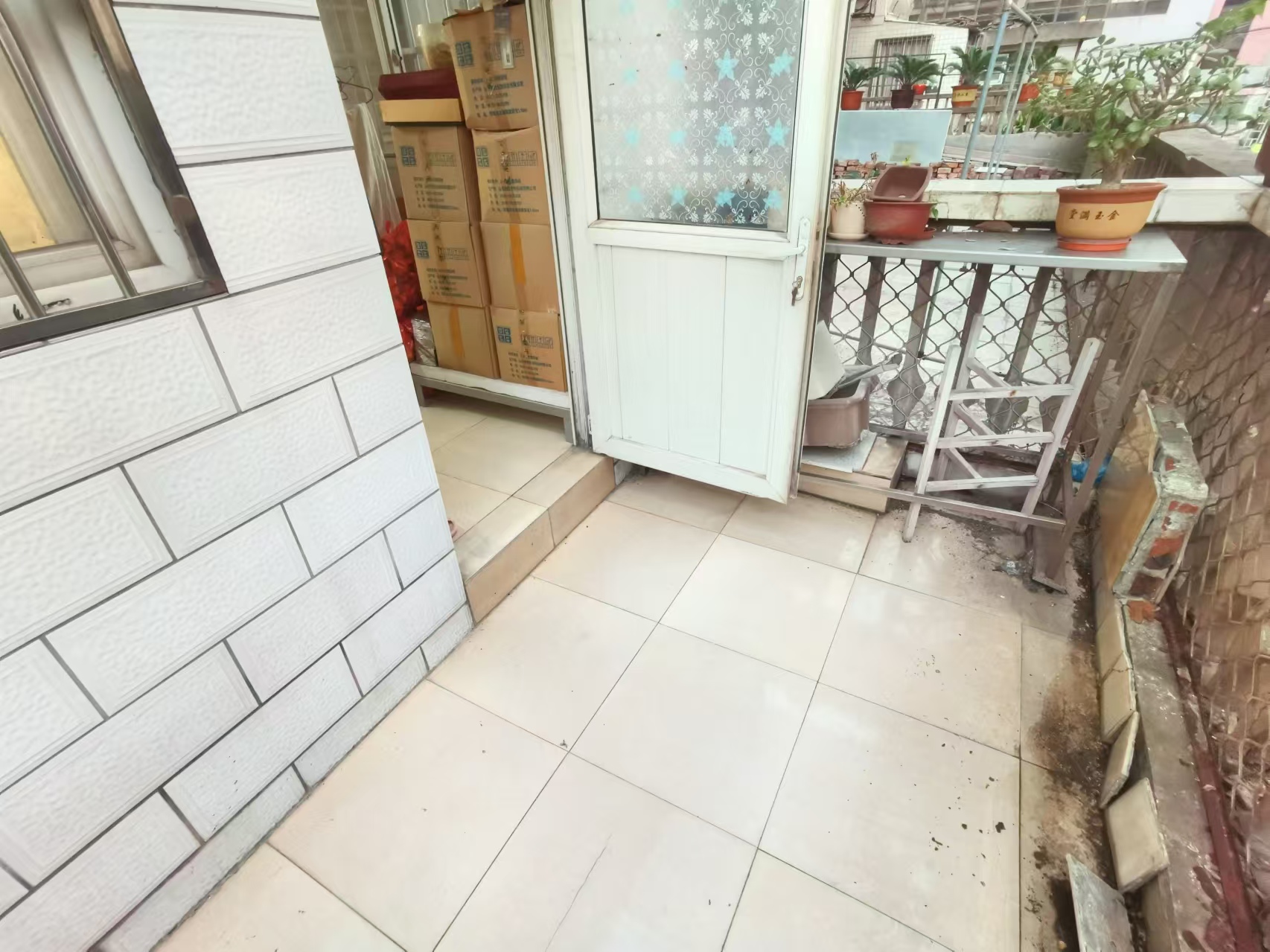 花园角 1室1厅1卫 67m&sup2;
