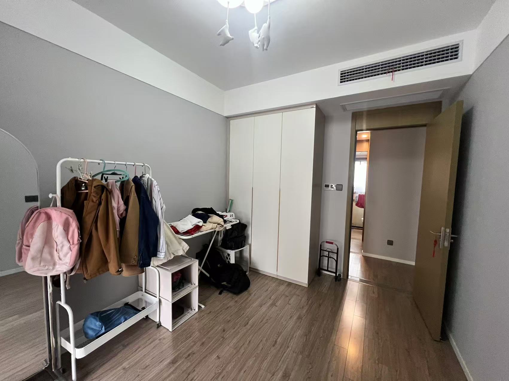 雅居乐鑫基中央公馆东区 4室2厅2卫 145m&sup2;