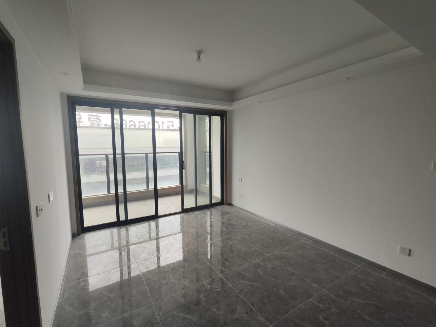 远创宸樾 3室2厅2卫 111.16m²