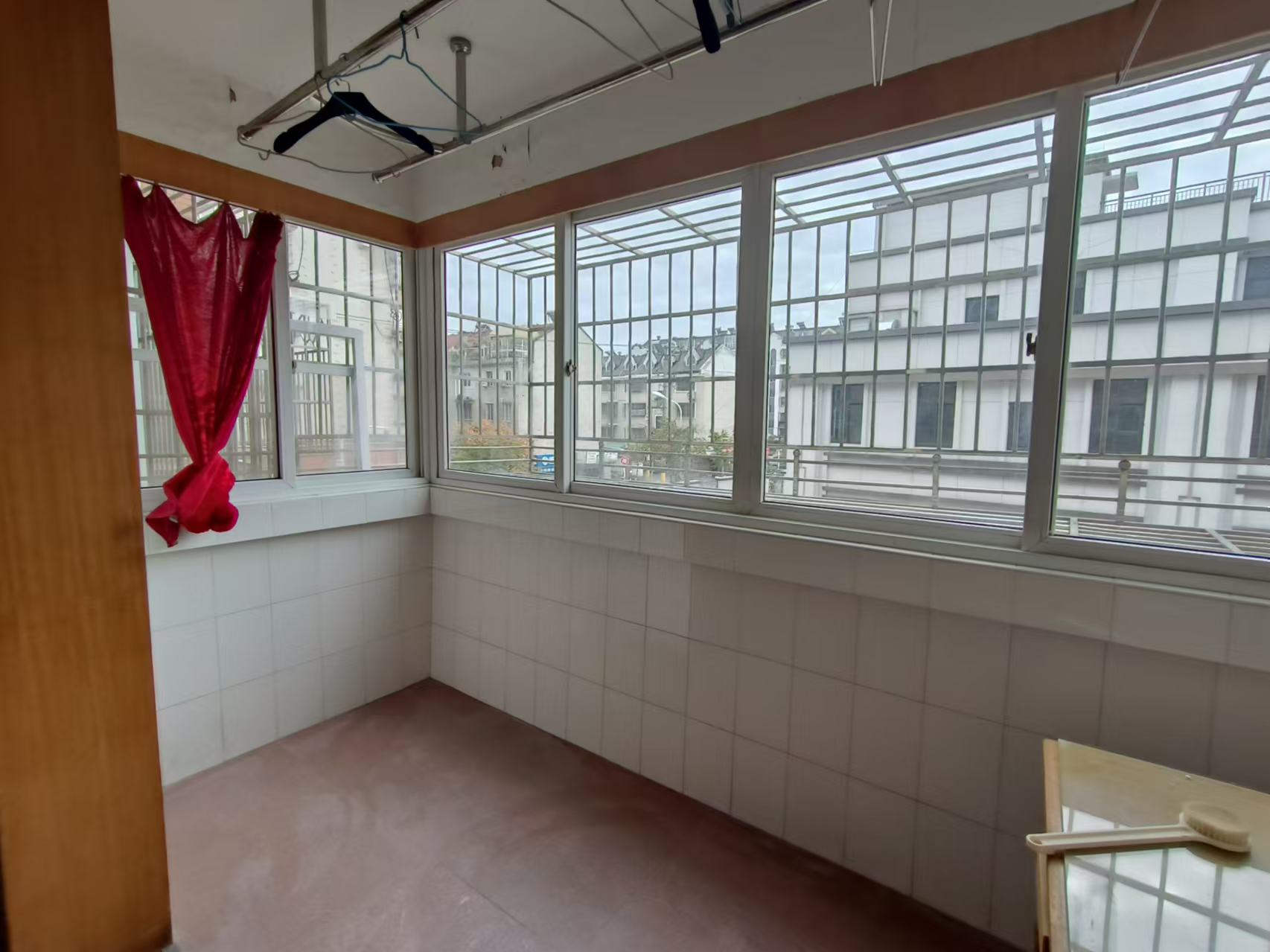 苏东花苑 2室2厅1卫 101m&sup2;