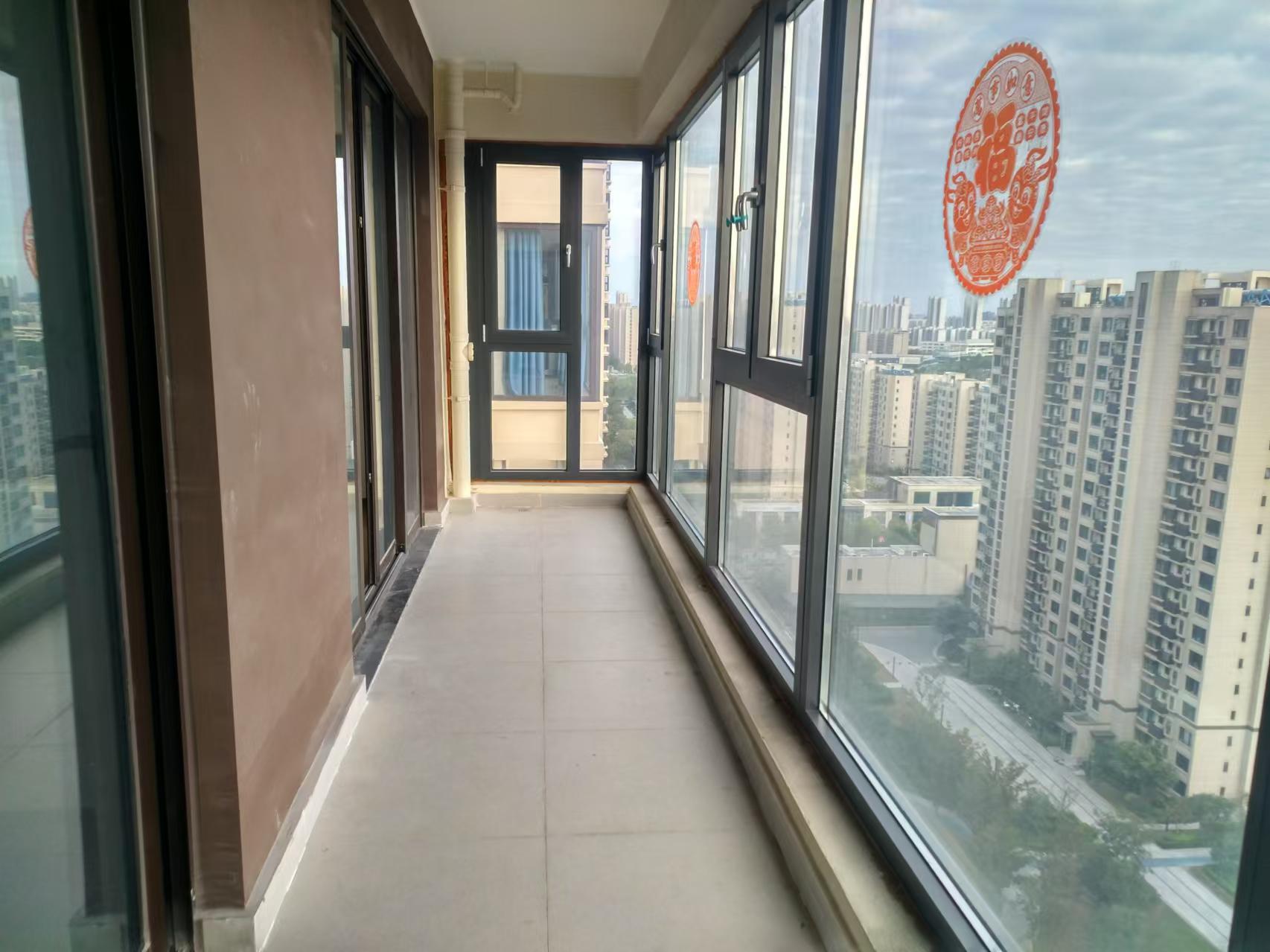 春风南岸东园 4室2厅2卫 136m&sup2;