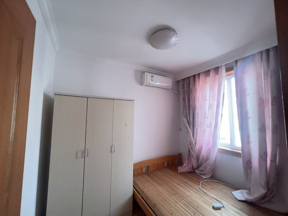 郭里园 3室1厅1卫 74m&sup2;