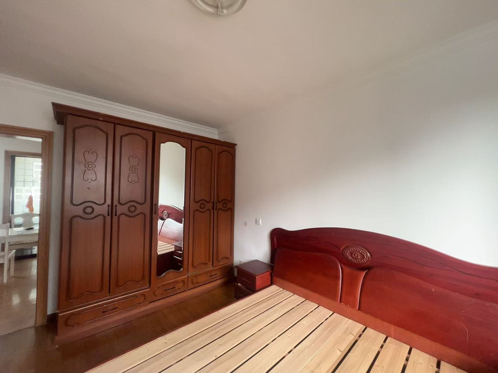 郭里园 3室1厅1卫 74m&sup2;