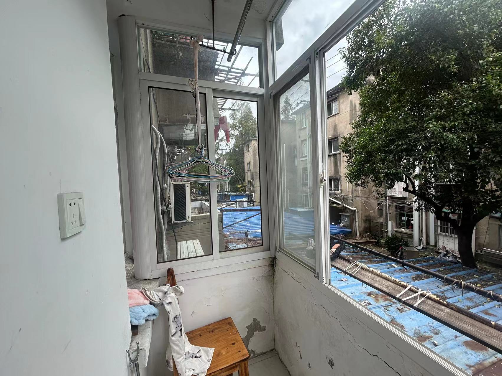青年路新村 1室1厅1卫 41.00m²
