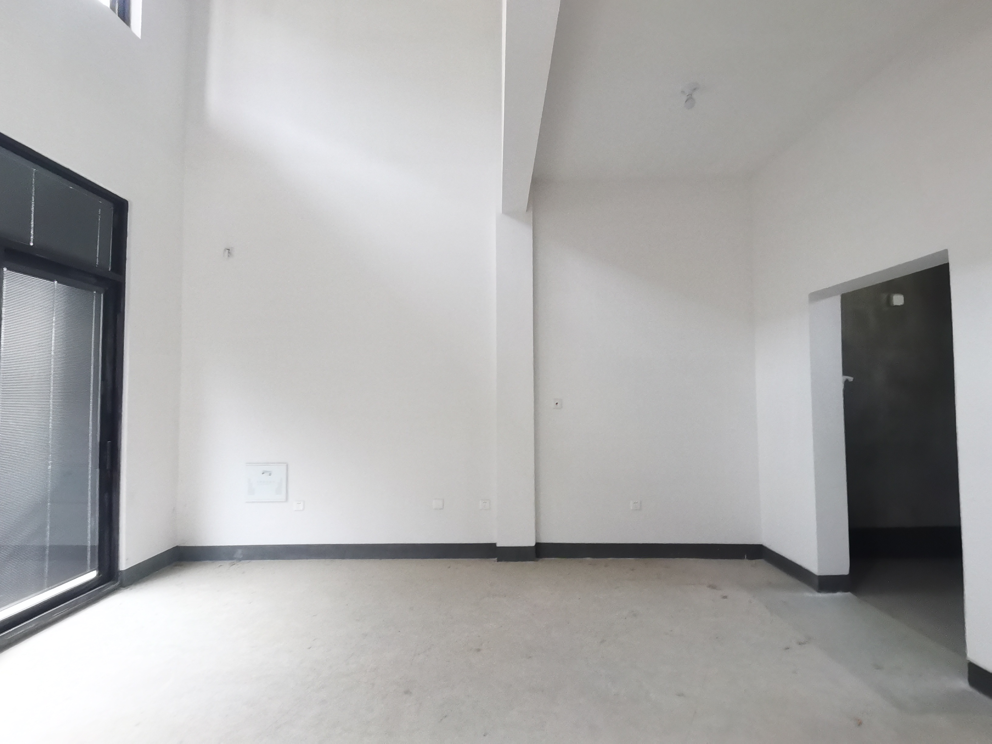 招商新城雍景湾 3室2厅2卫 320.00m&sup2;
