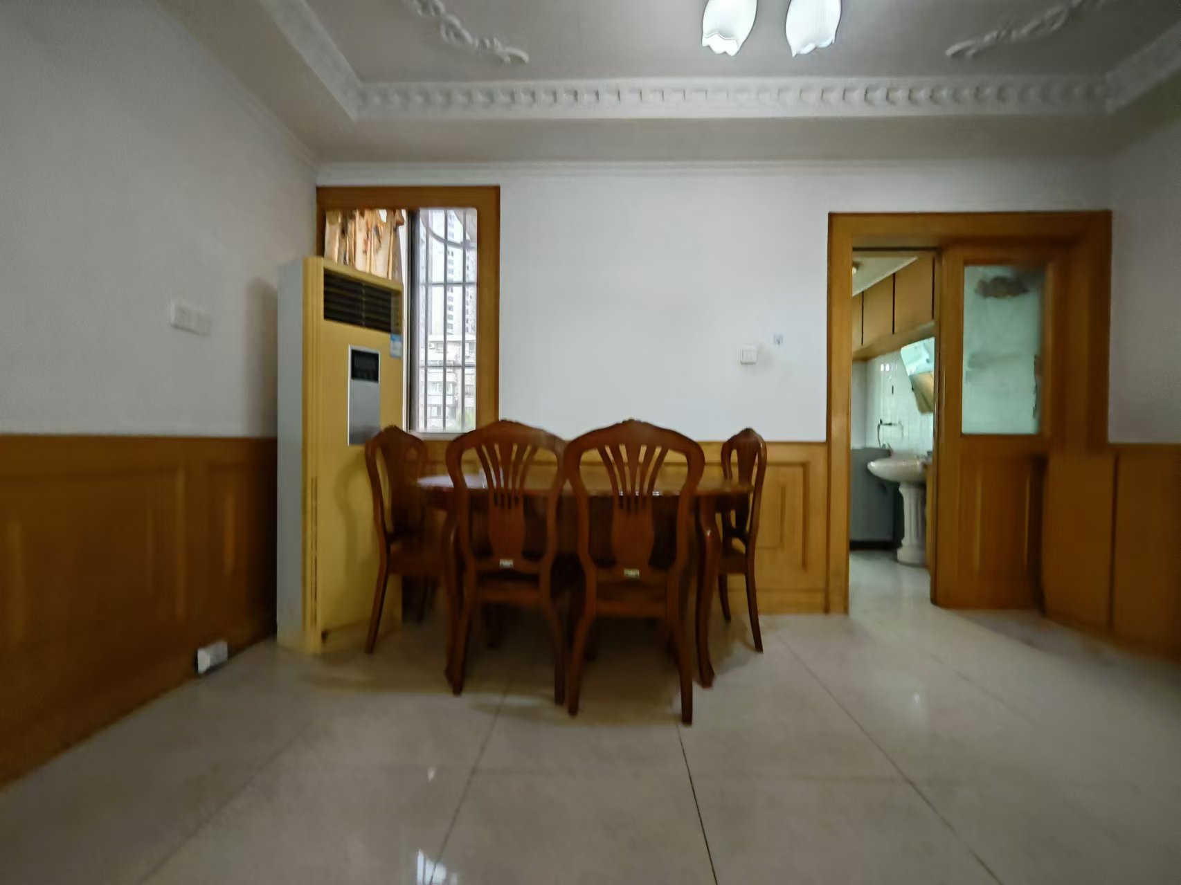 越江新村 3室2厅1卫 107m&sup2;