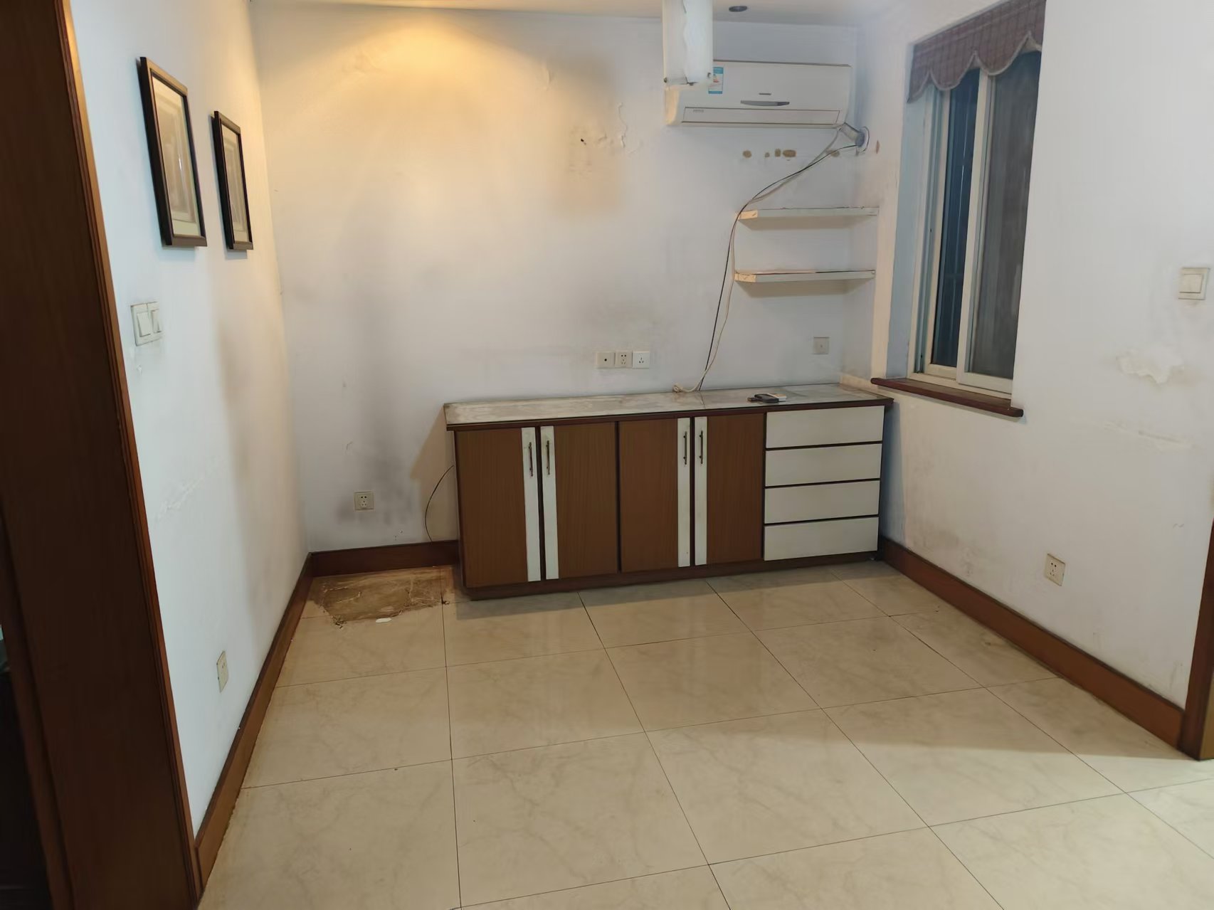 新建路新村(新建花苑) 2室1厅1卫 66.00m²