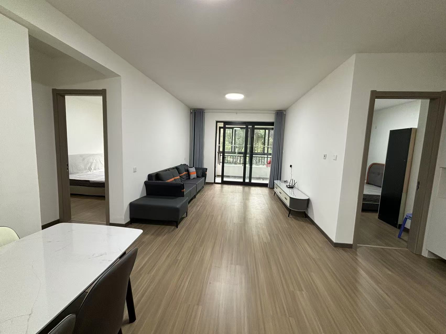 东时区 3室2厅2卫 100.46m&sup2;