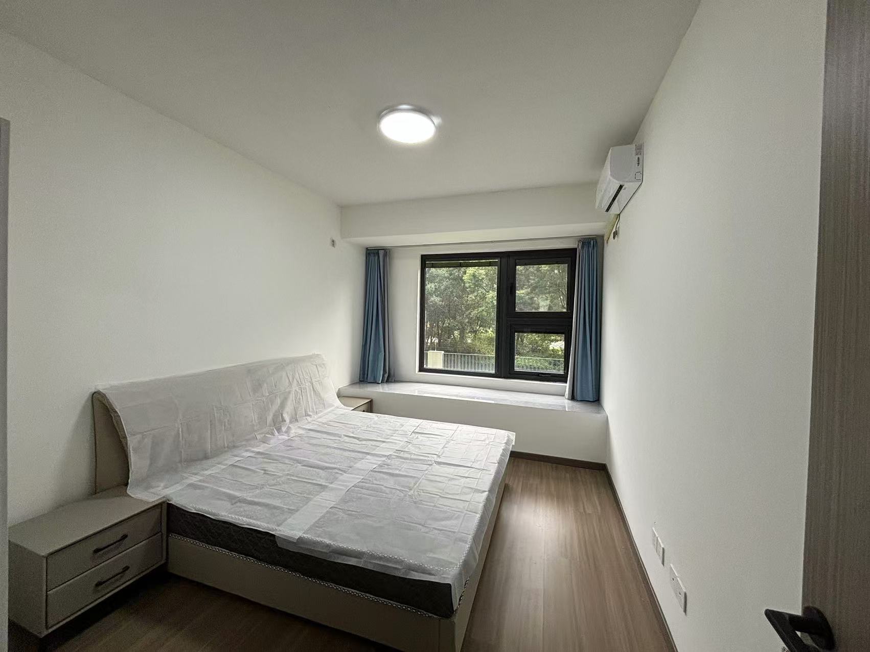 东时区 3室2厅2卫 100.46m&sup2;