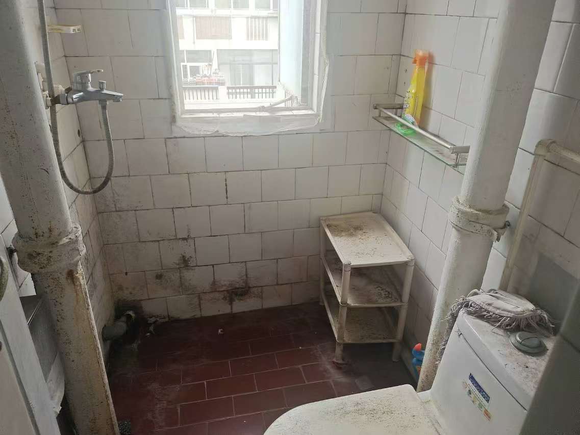 东赵家巷 3室1厅1卫 81.6m&sup2;