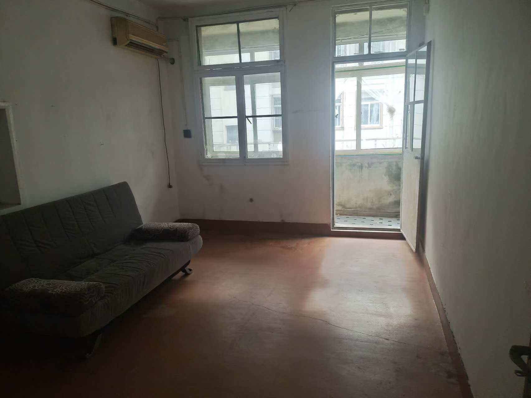 东赵家巷 3室1厅1卫 81.6m&sup2;