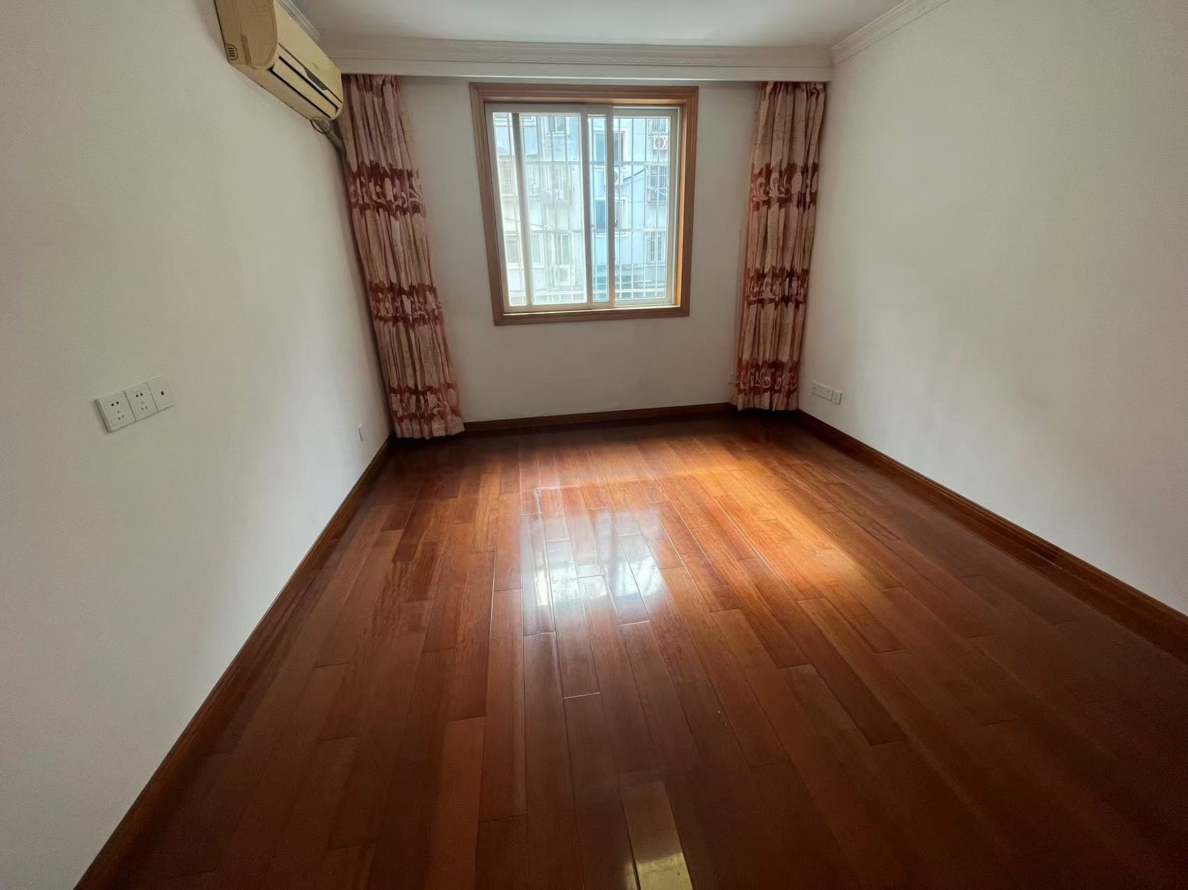 金辉花园 2室1厅1卫 92.33m&sup2;