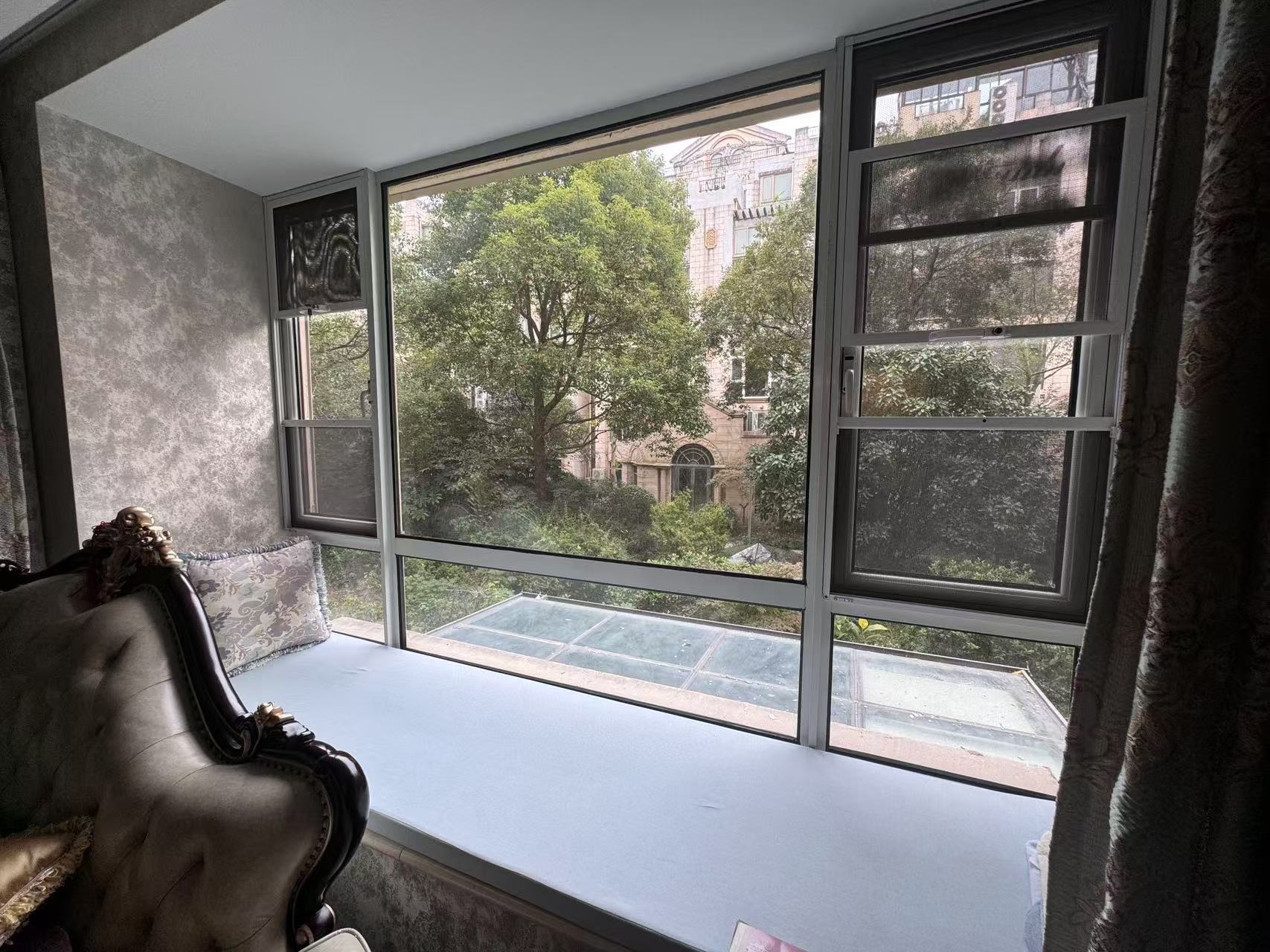 军山花园 4室2厅3卫 221.96m&sup2;