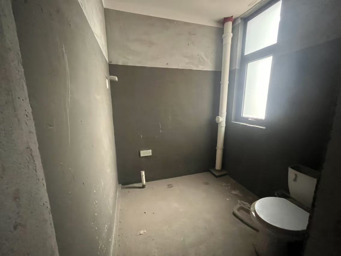 华强城四期 5室2厅3卫 194.64m&sup2;