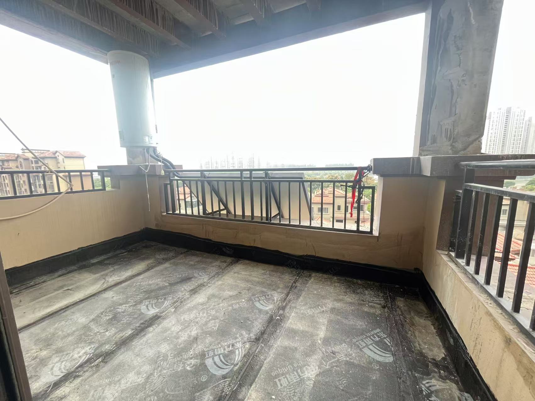 华强城四期 5室2厅3卫 194.64m&sup2;