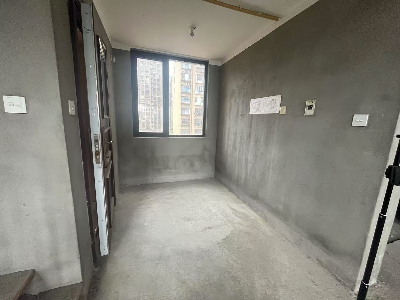 华强城四期 5室2厅3卫 194.64m&sup2;