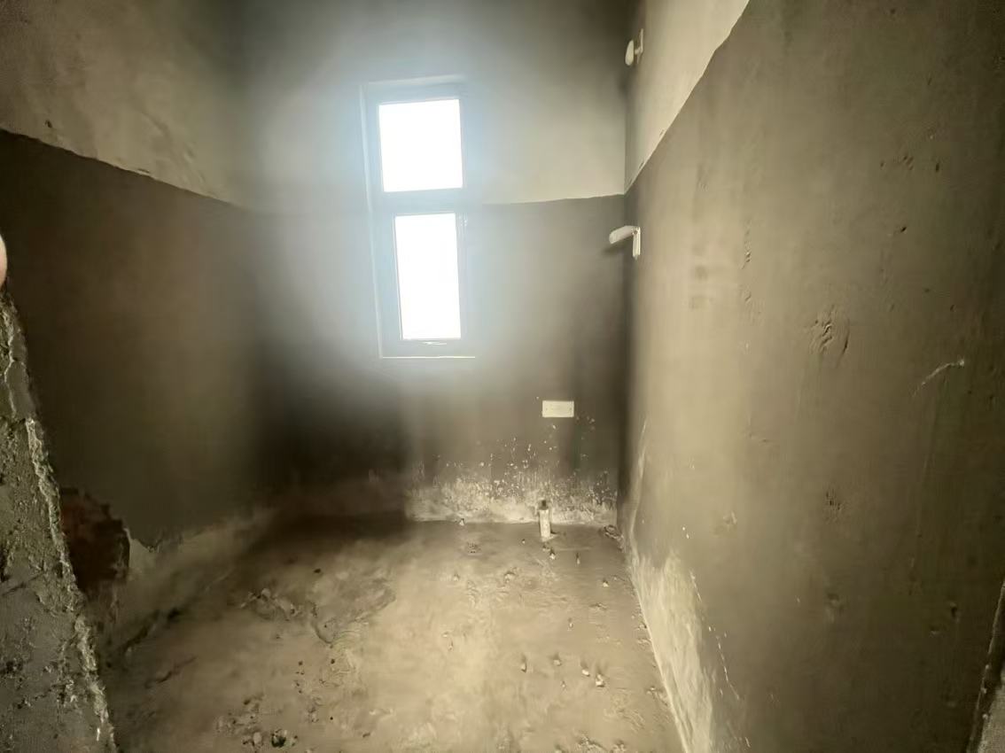 华强城四期 5室2厅3卫 194.64m&sup2;