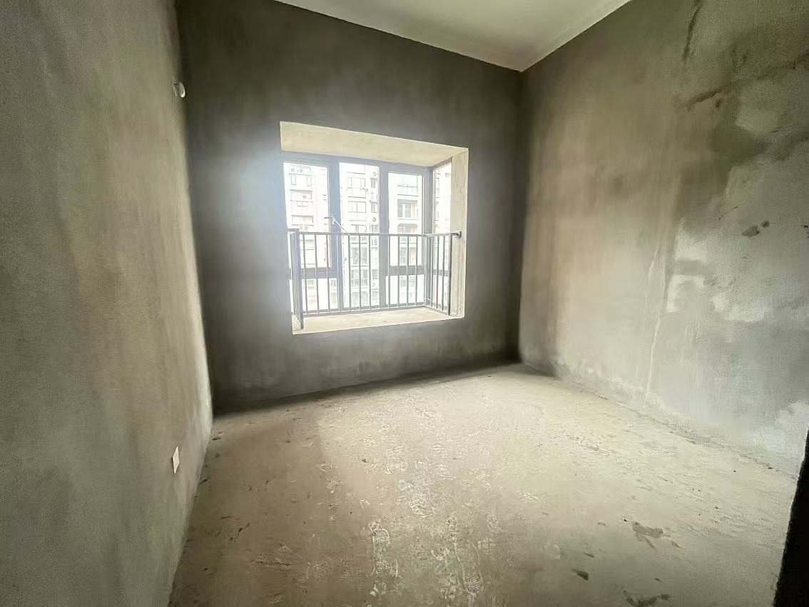 华强城四期 5室2厅3卫 194.64m&sup2;