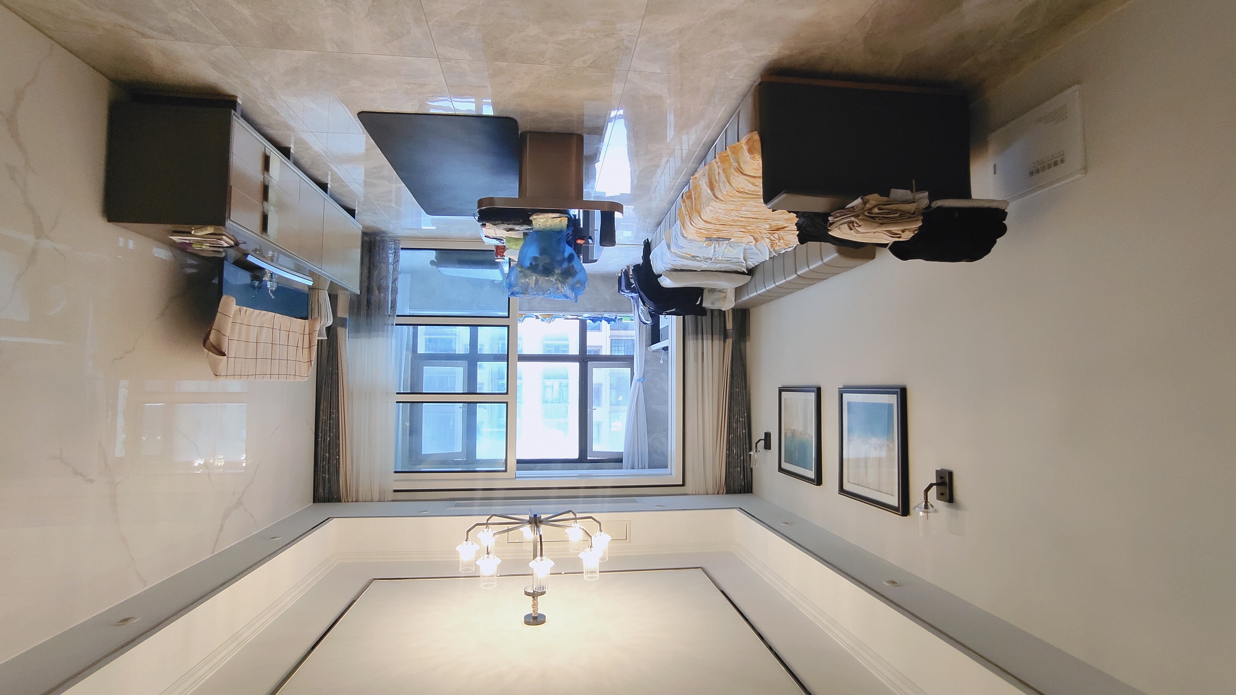 华强城 3室2厅2卫 120m²