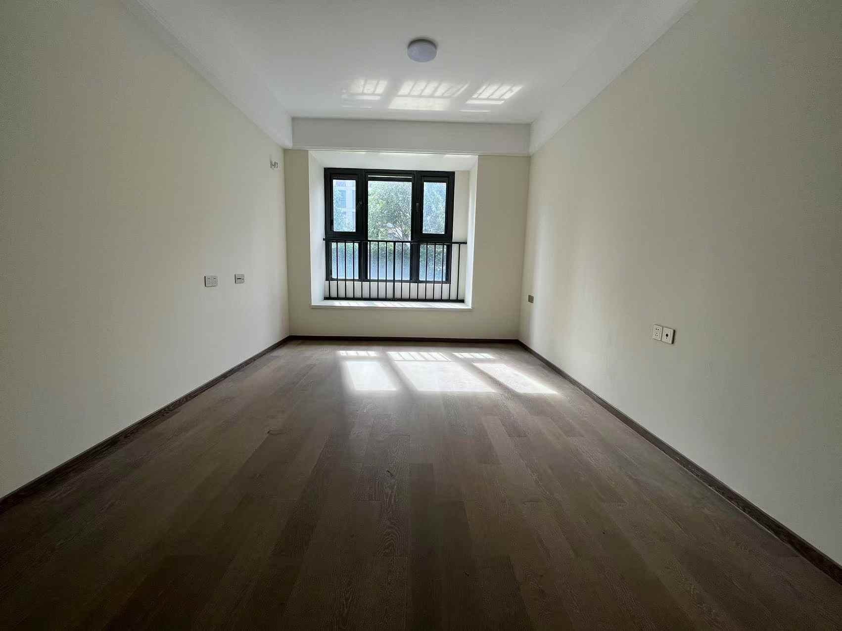 濠悦府 2室2厅2卫 293.00m&sup2;