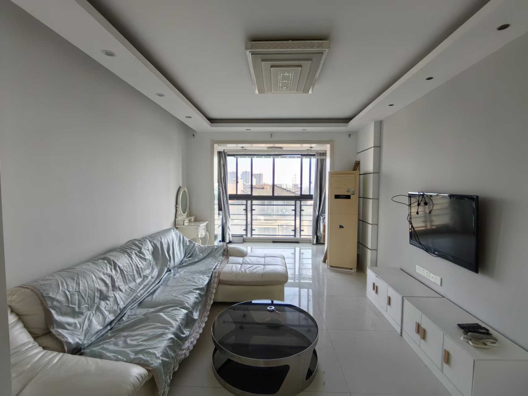 民生滨江丽景花园 2室2厅1卫 94.00m²