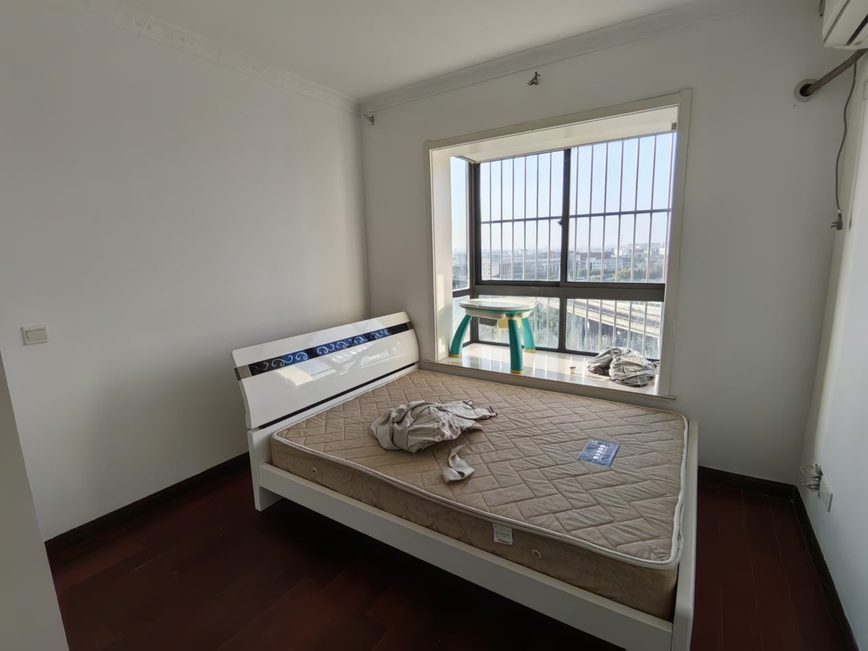 民生滨江丽景花园 2室2厅1卫 94.00m&sup2;