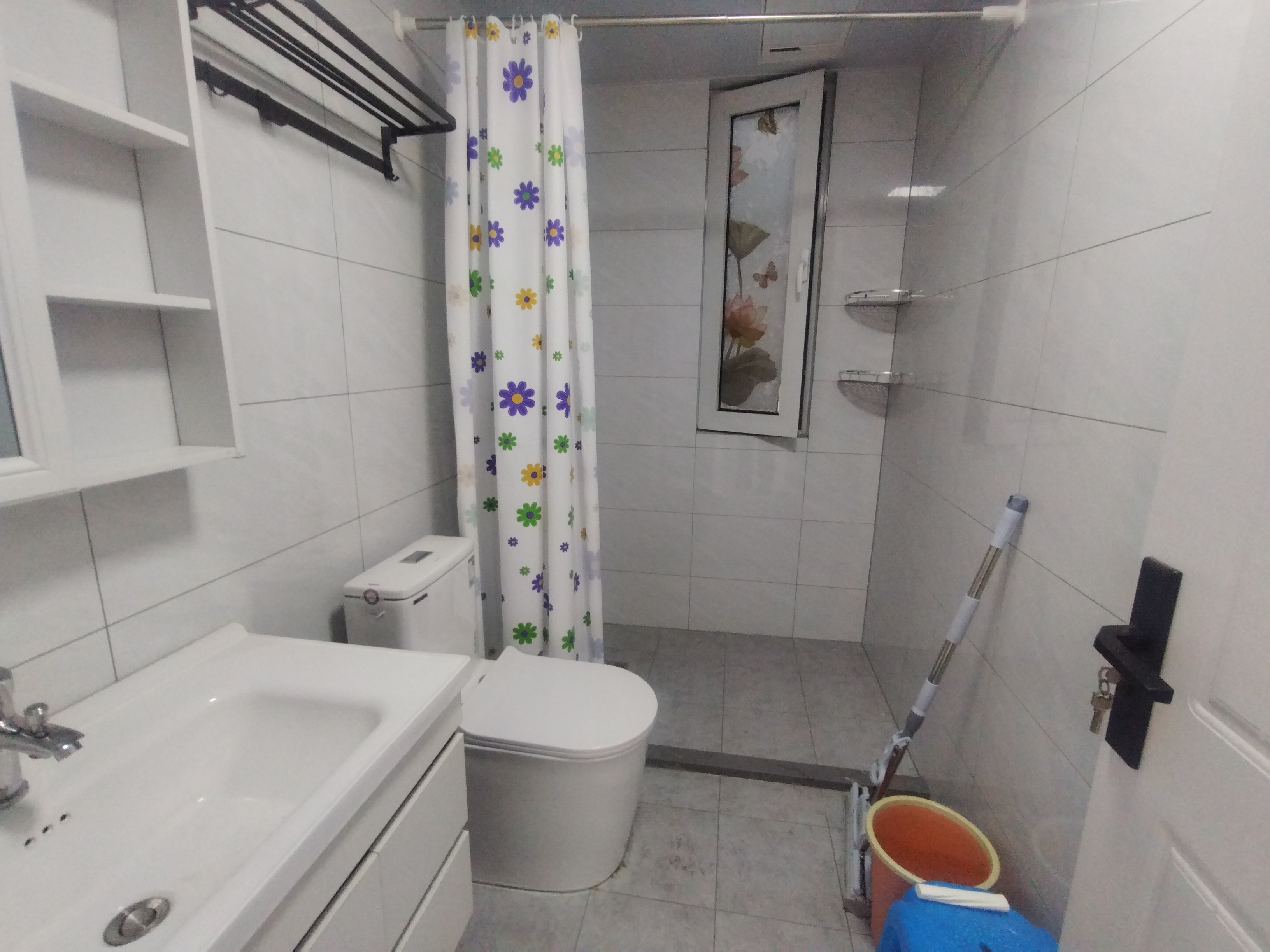 中海碧林湾 3室2厅1卫 97m&sup2;