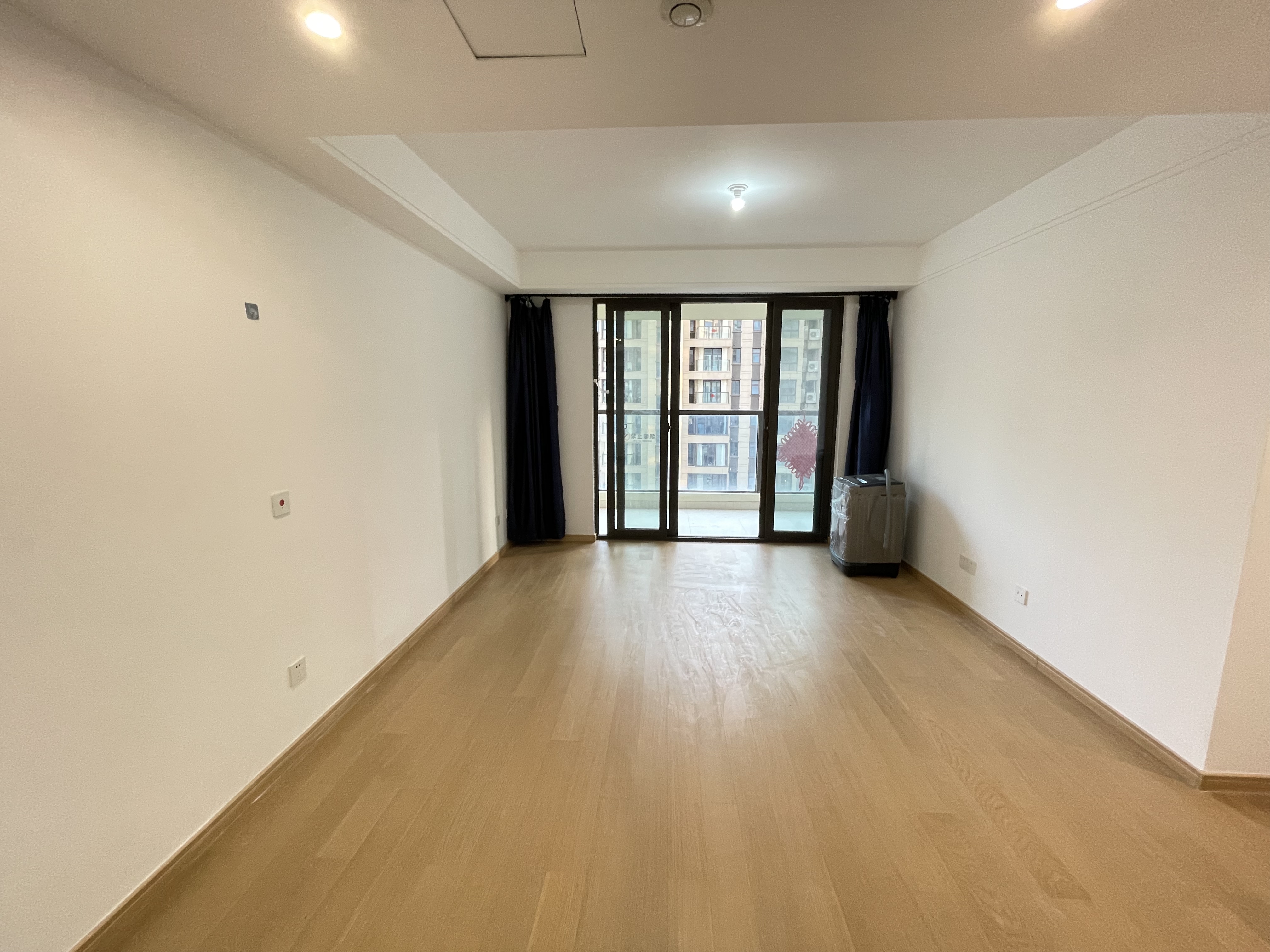 时光漫城 3室2厅1卫 92m²