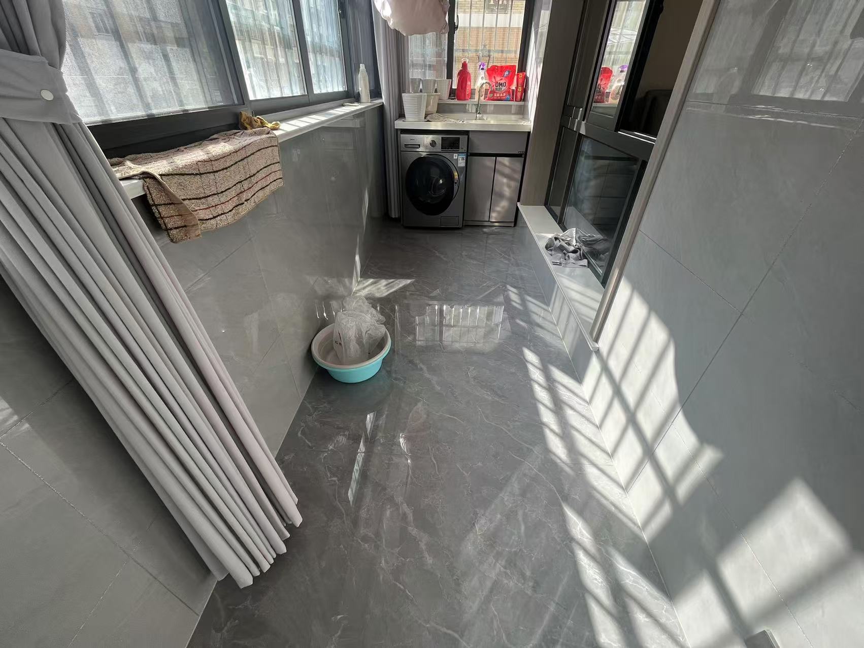 瑞丰花园 3室2厅1卫 99m&sup2;