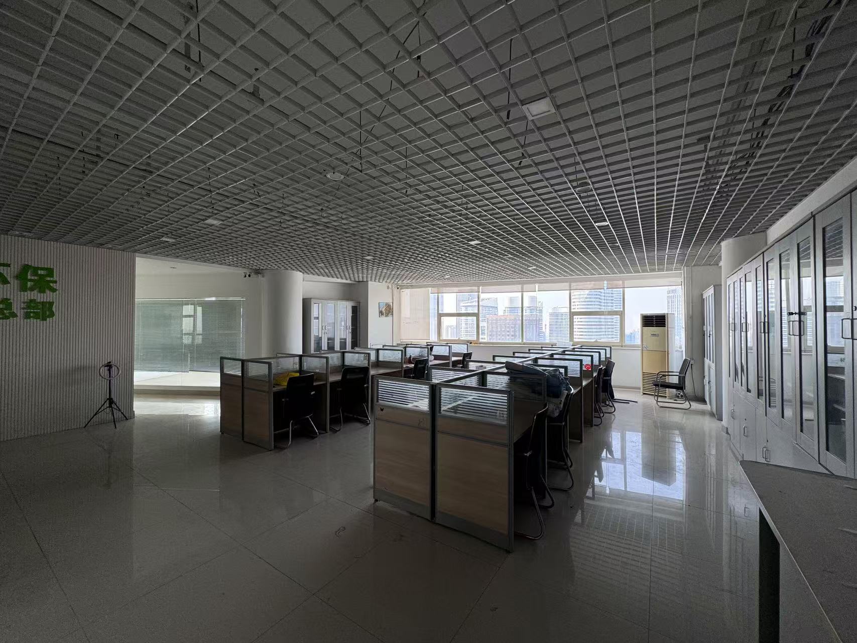 中南世纪城北区 3室2厅1卫 300.00m²