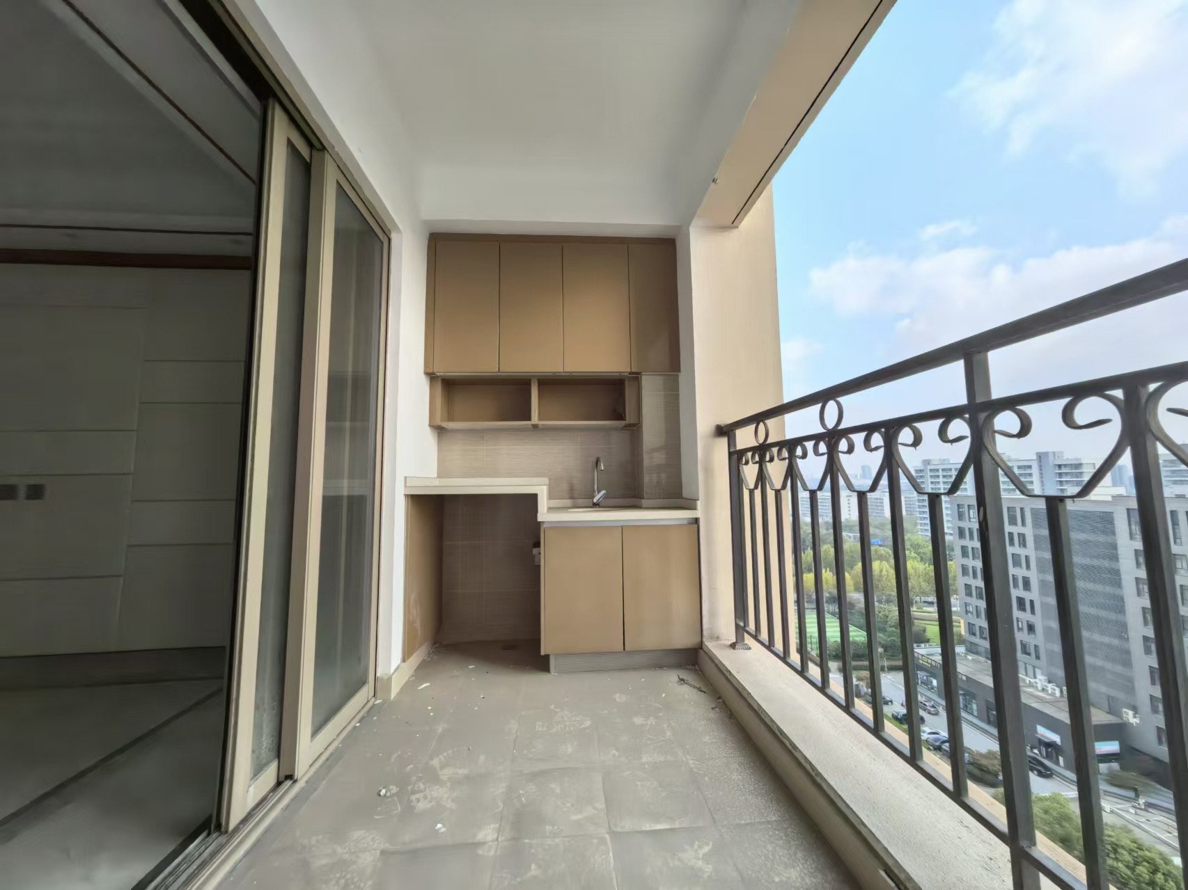 中南世纪花城三期 3室2厅2卫 132.34m&sup2;