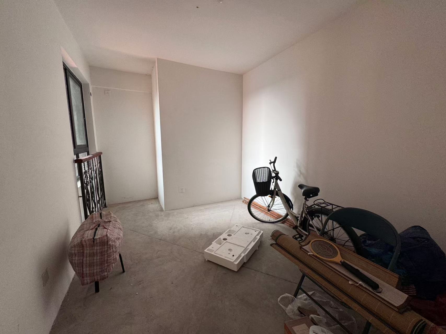 炜赋花苑 2室1厅1卫 88m&sup2;