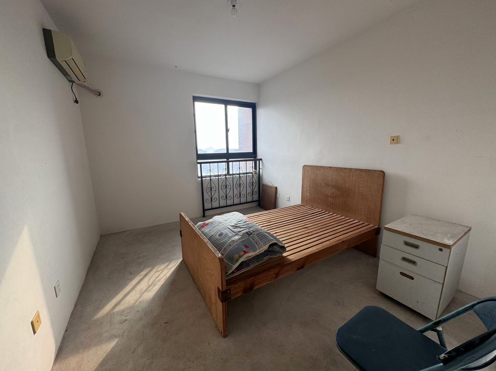 炜赋花苑 2室1厅1卫 88m&sup2;