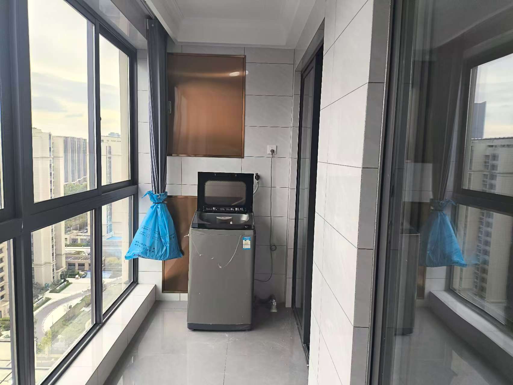 春溪集 3室2厅1卫 89m²