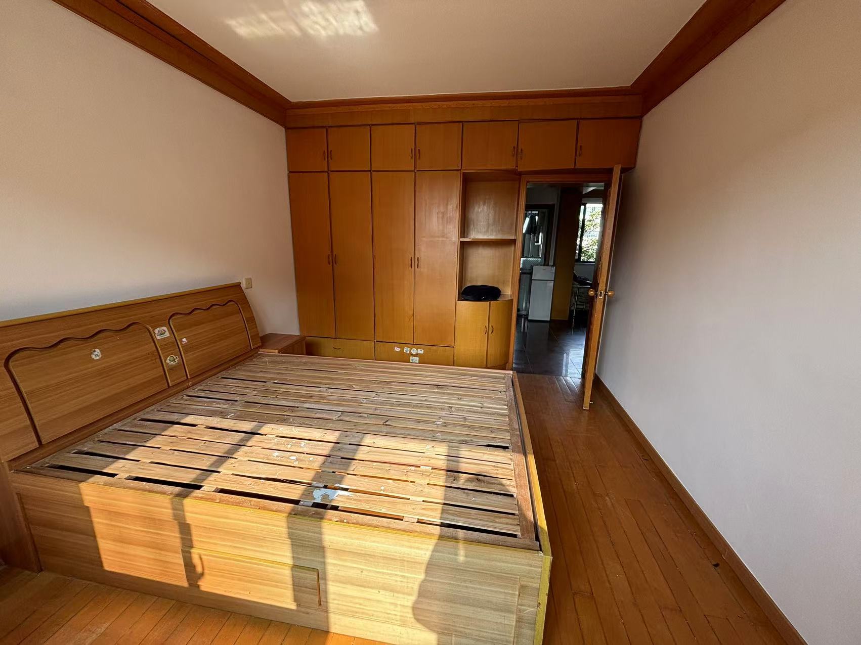 方大花苑 2室2厅1卫 81m&sup2;