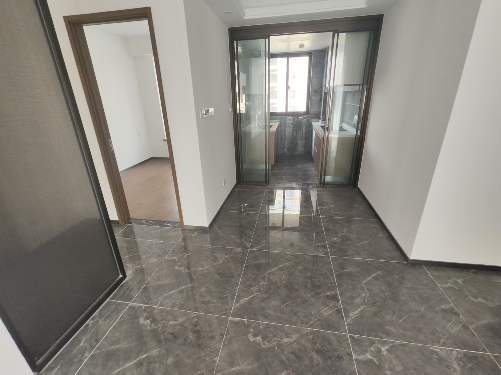 远创宸樾 3室1厅1卫 98.9m²