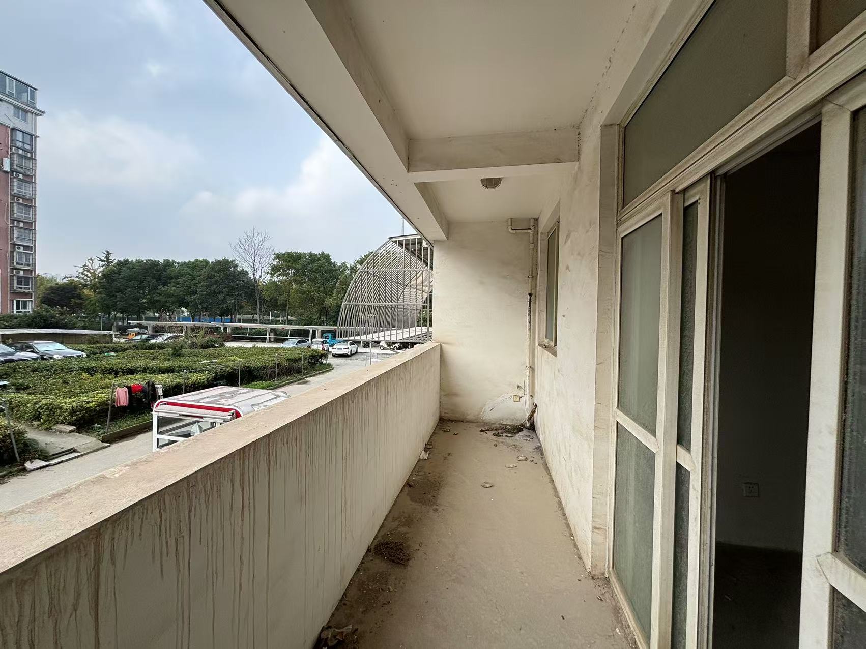 果园名居 3室2厅2卫 120.00m&sup2;