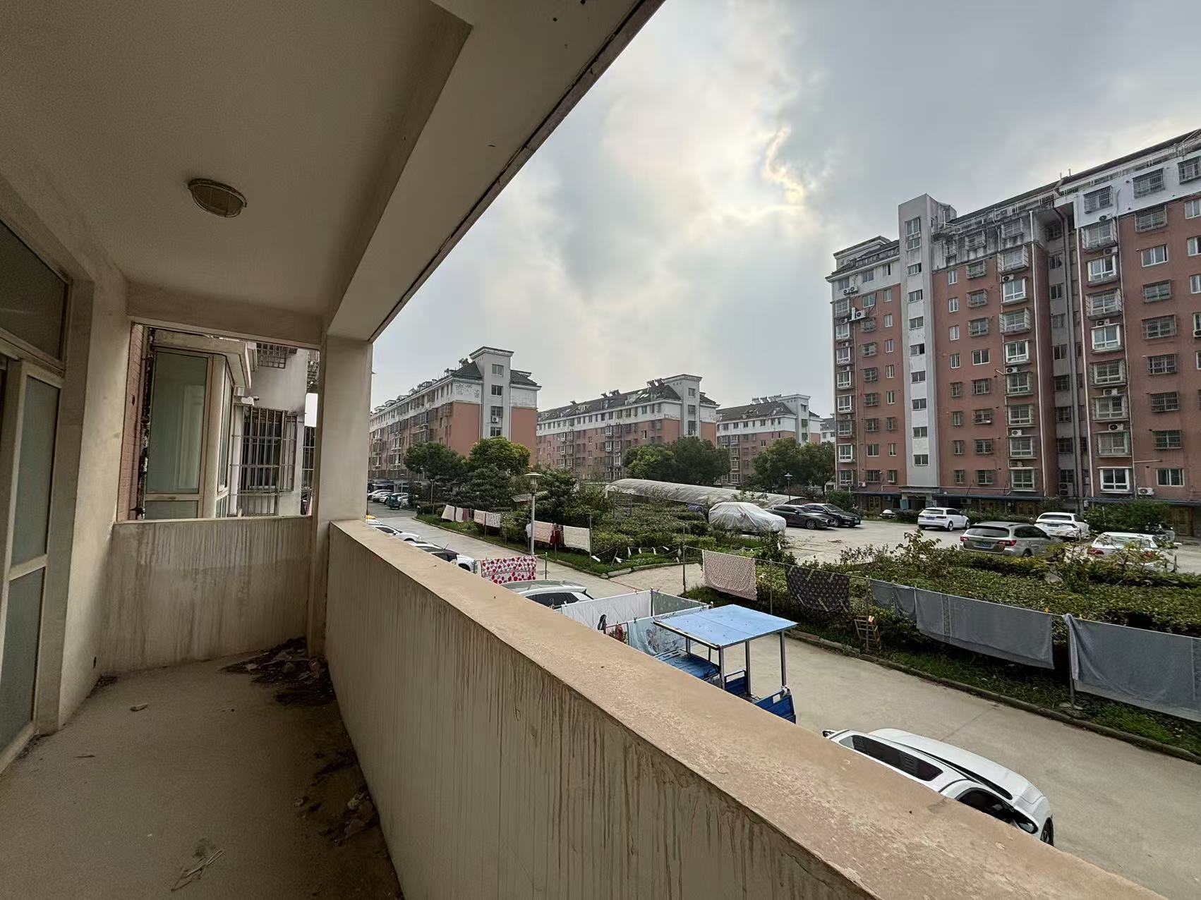 果园名居 3室2厅2卫 120.00m&sup2;