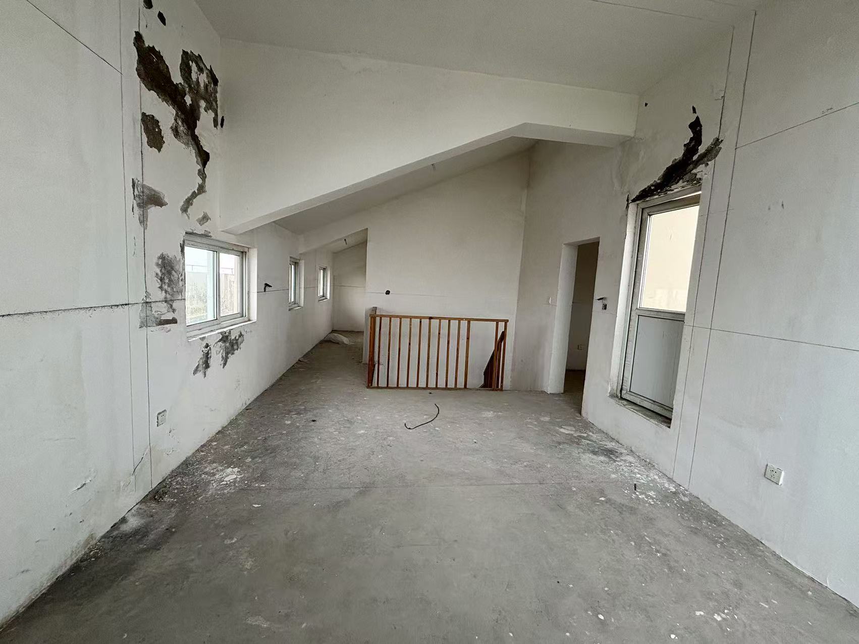 天熹苑 3室2厅2卫 103m²