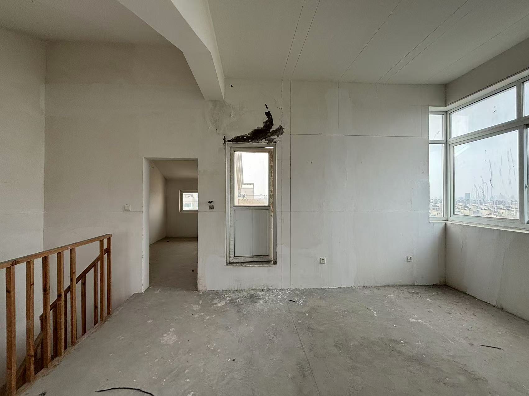 天熹苑 3室2厅2卫 103m&sup2;