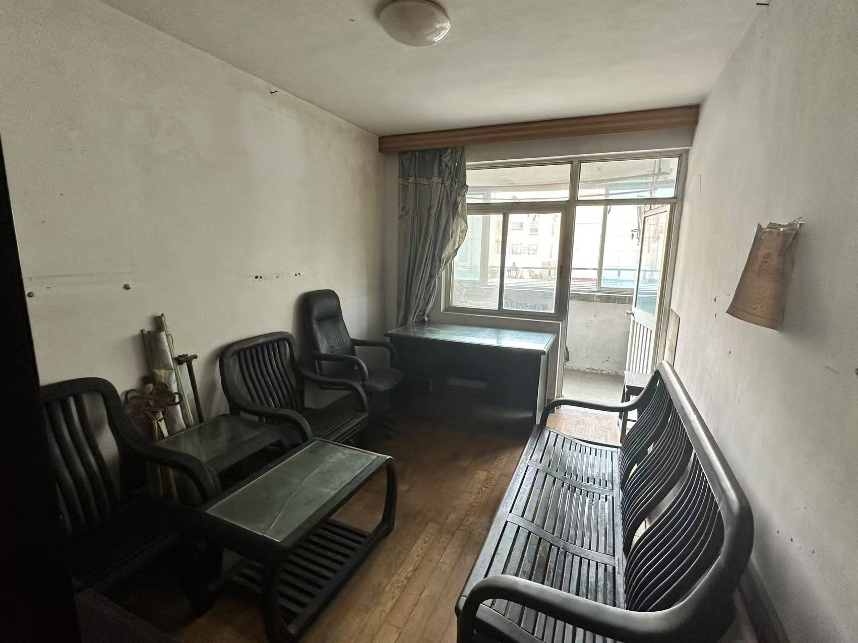 文峰新村 2室1厅1卫 83.21m&sup2;